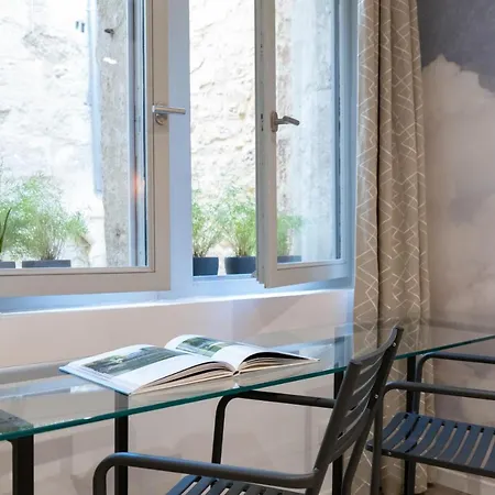 Apartament Design & Cosy - Centre Historique Ecusson Montpellier